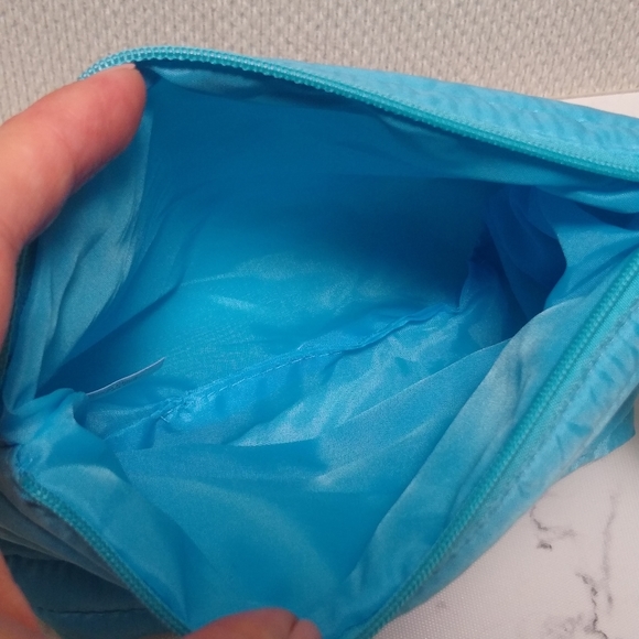 NWOT Puffer Makeup Bag with Pouf - Picture 2 of 5